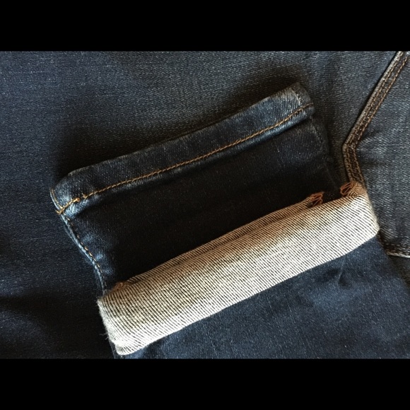 Judy Blue Jeans - Picture 3 of 3